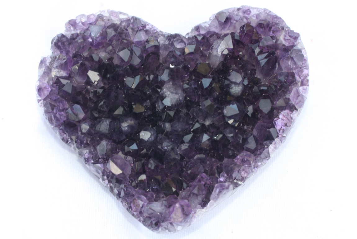 Amethyst Heart is great for Meditation 5180